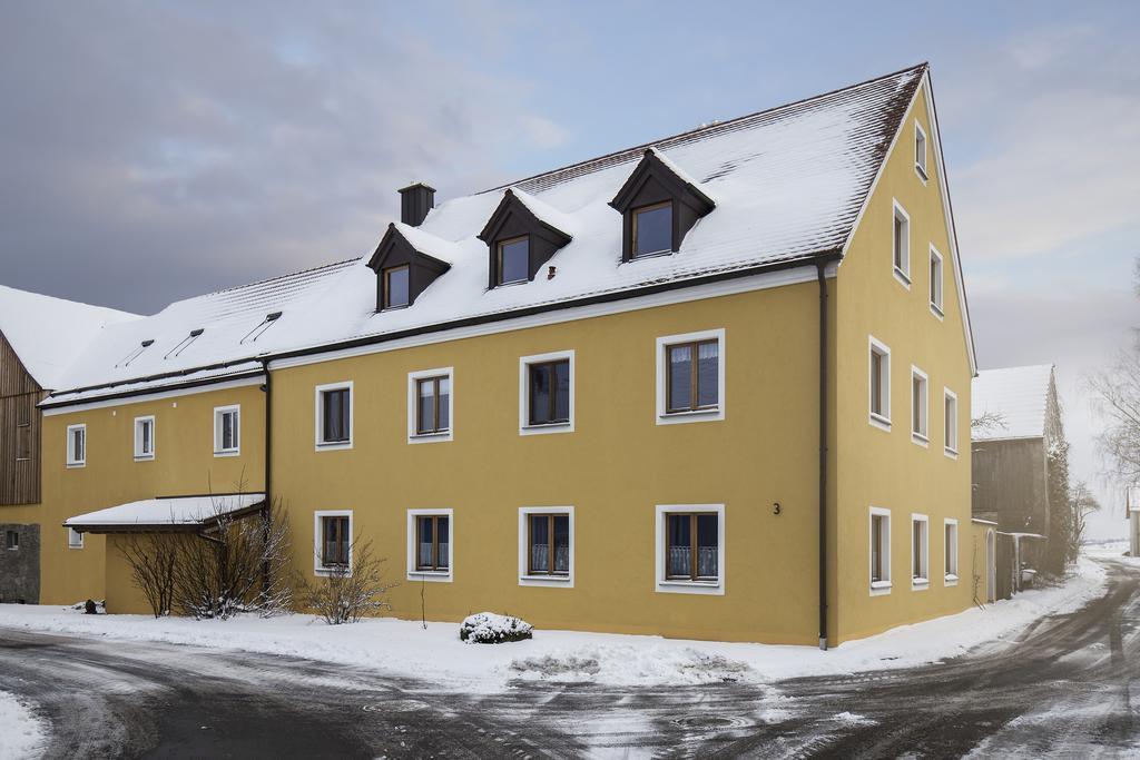 Fischhof Beer Hotel Mitterteich Екстериор снимка
